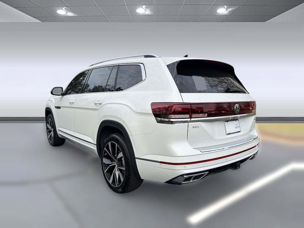 Used 2024 Volkswagen Atlas 2.0T SEL Premium R-Line SUV