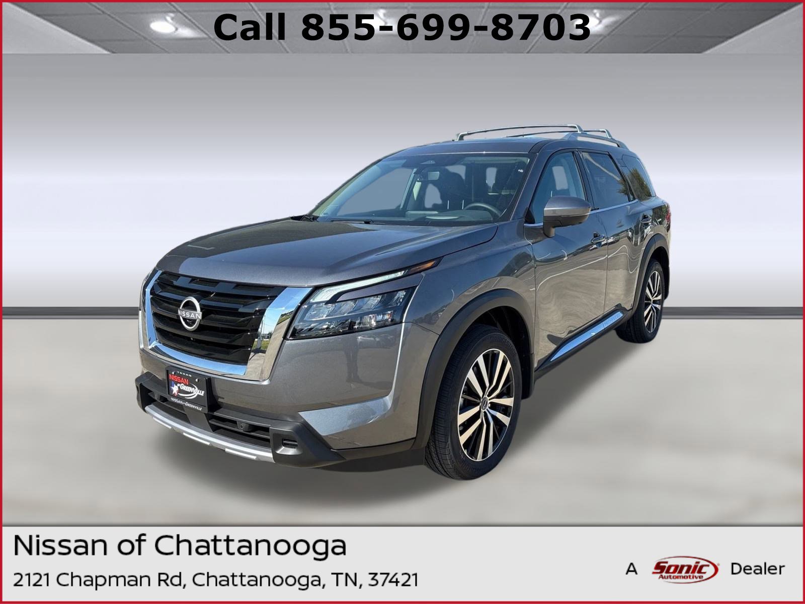 2025 Nissan Pathfinder Platinum's photo
