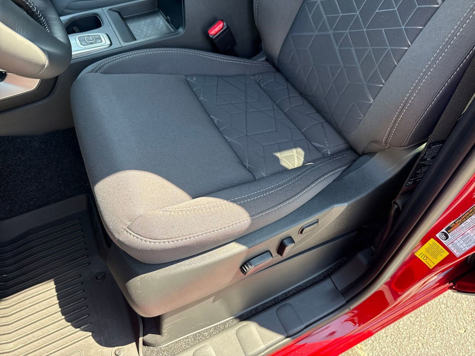 2026 Nissan Frontier SV - Photo 12