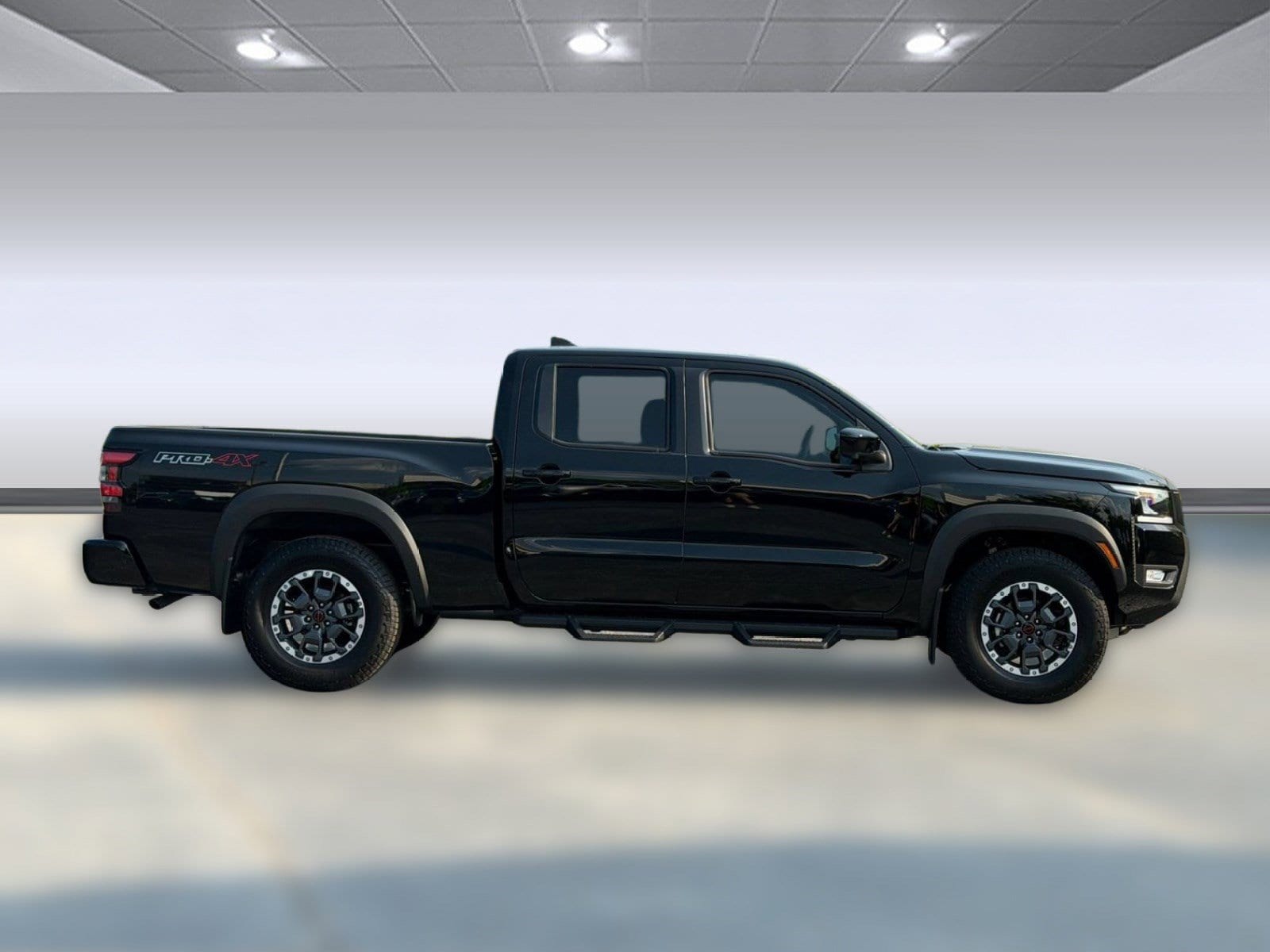 Frontier PRO-4X Truck Crew Cab