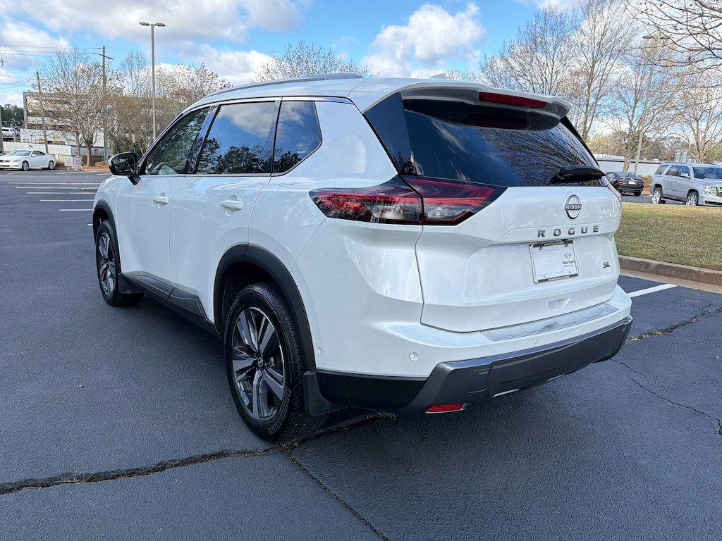 Used 2024 Nissan Rogue SL SUV