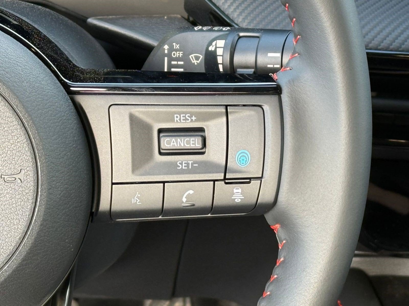 2026 Nissan KICKS SR - Photo 28