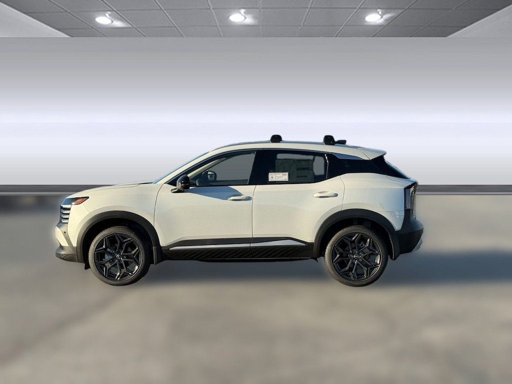New 2026 Nissan Kicks SR SUV