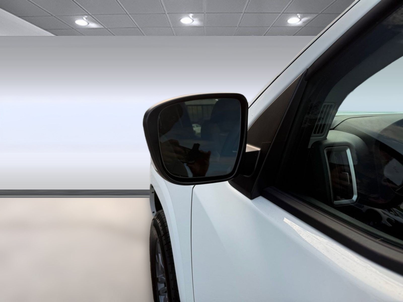 2026 Nissan Frontier SV - Photo 25