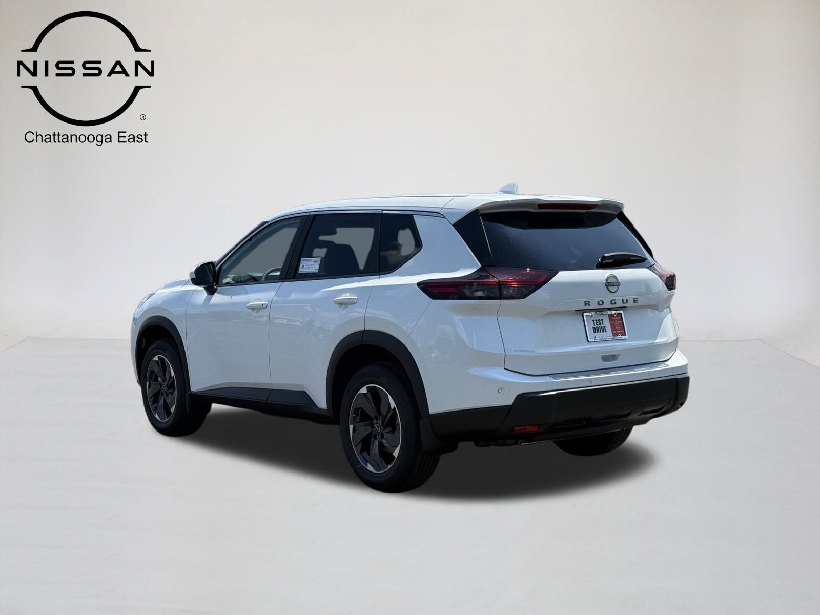2026 Nissan Rogue SV photo 2