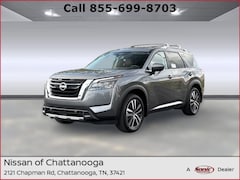2025 Nissan Pathfinder Platinum SUV