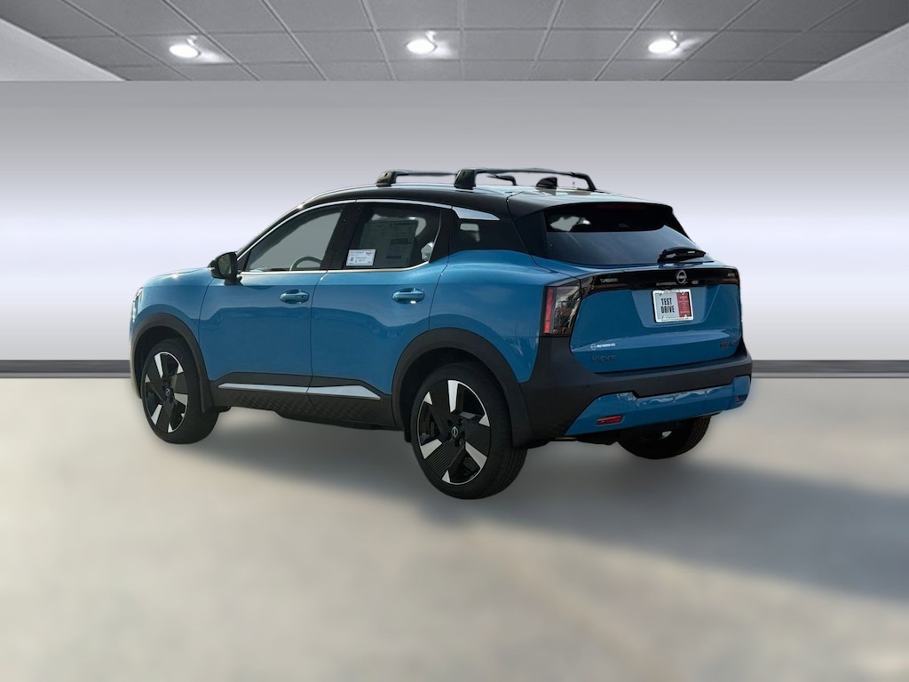 New 2026 Nissan Kicks SR SUV