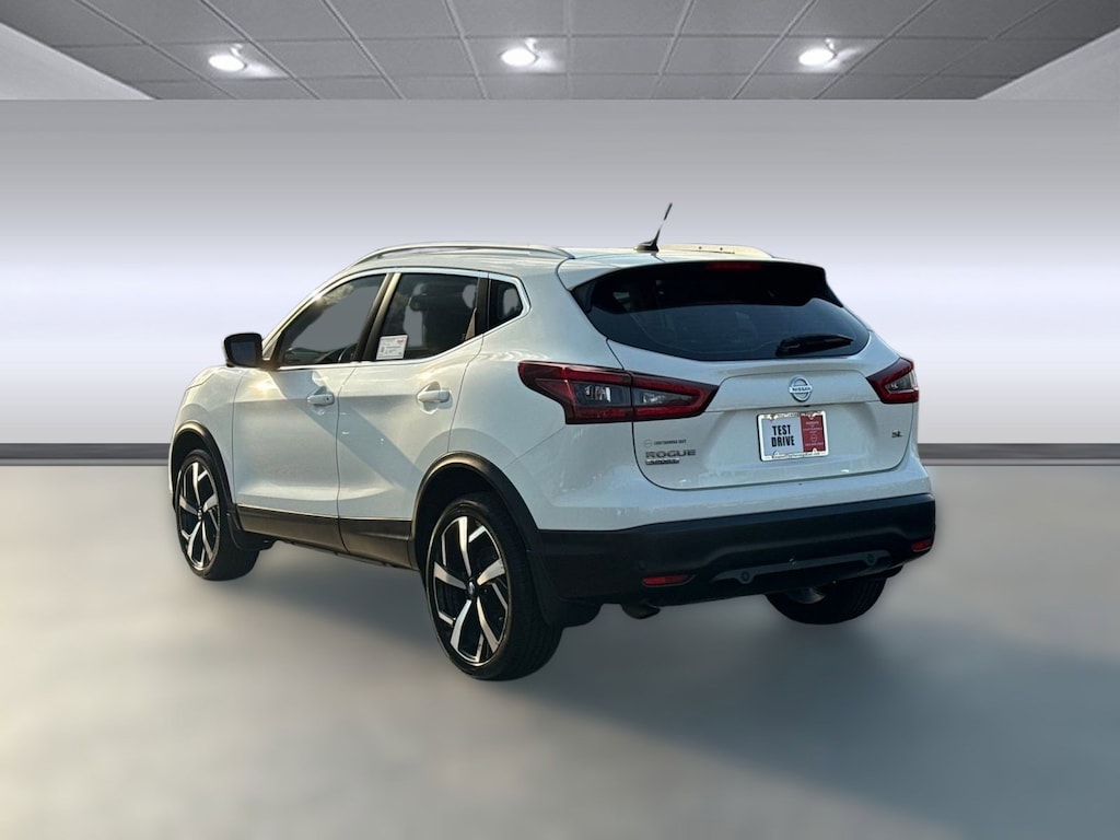 Used 2021 Nissan Rogue Sport SL SUV