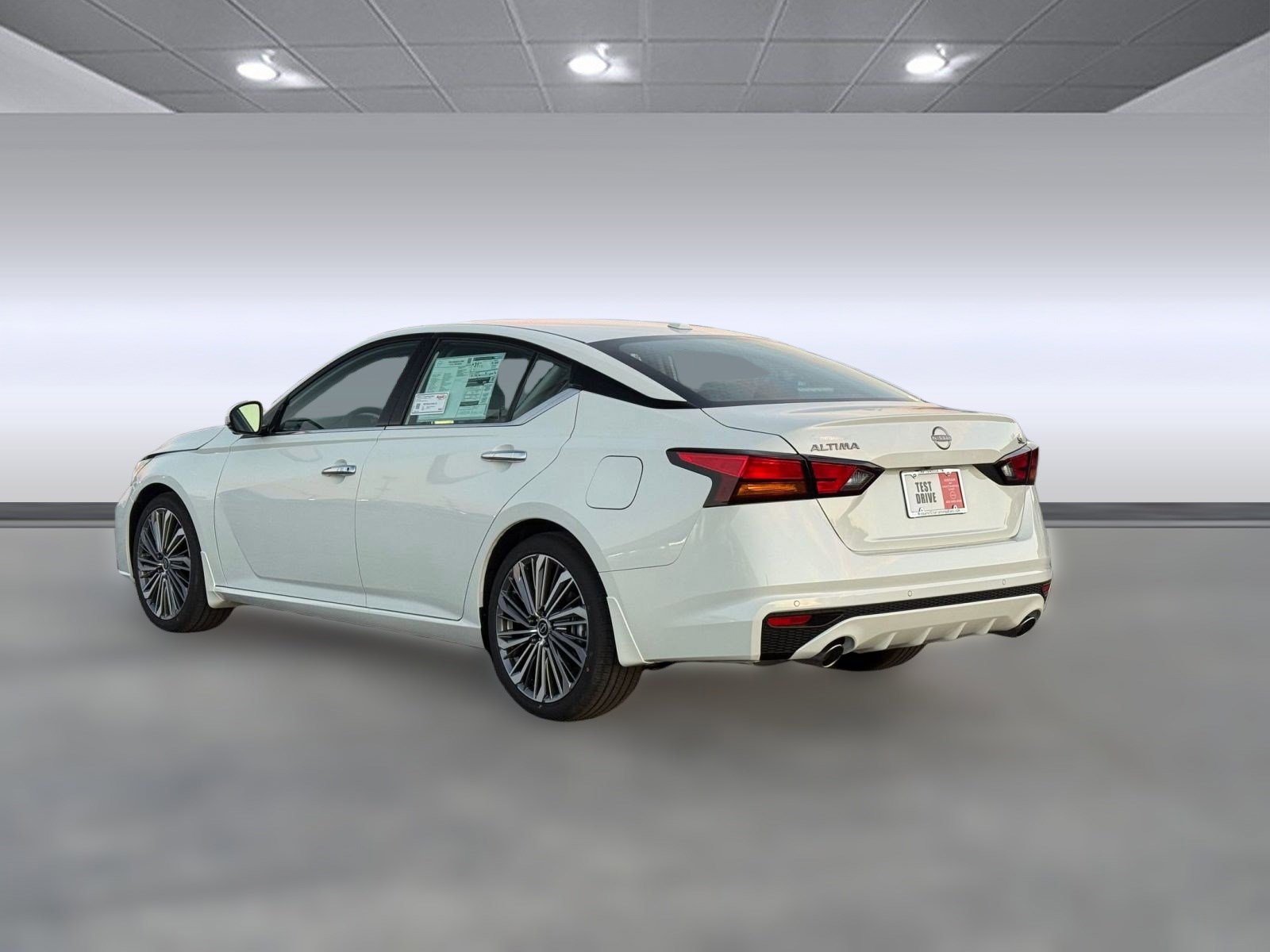 2025 Nissan Altima SL photo 3