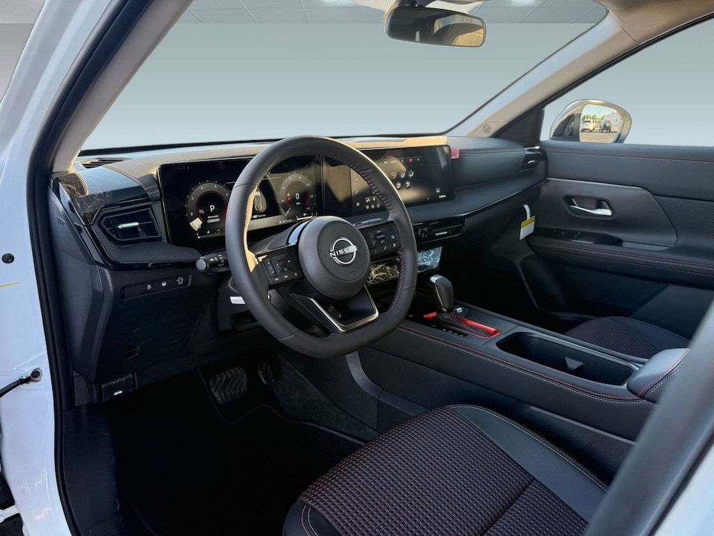 New 2026 Nissan Kicks SR SUV