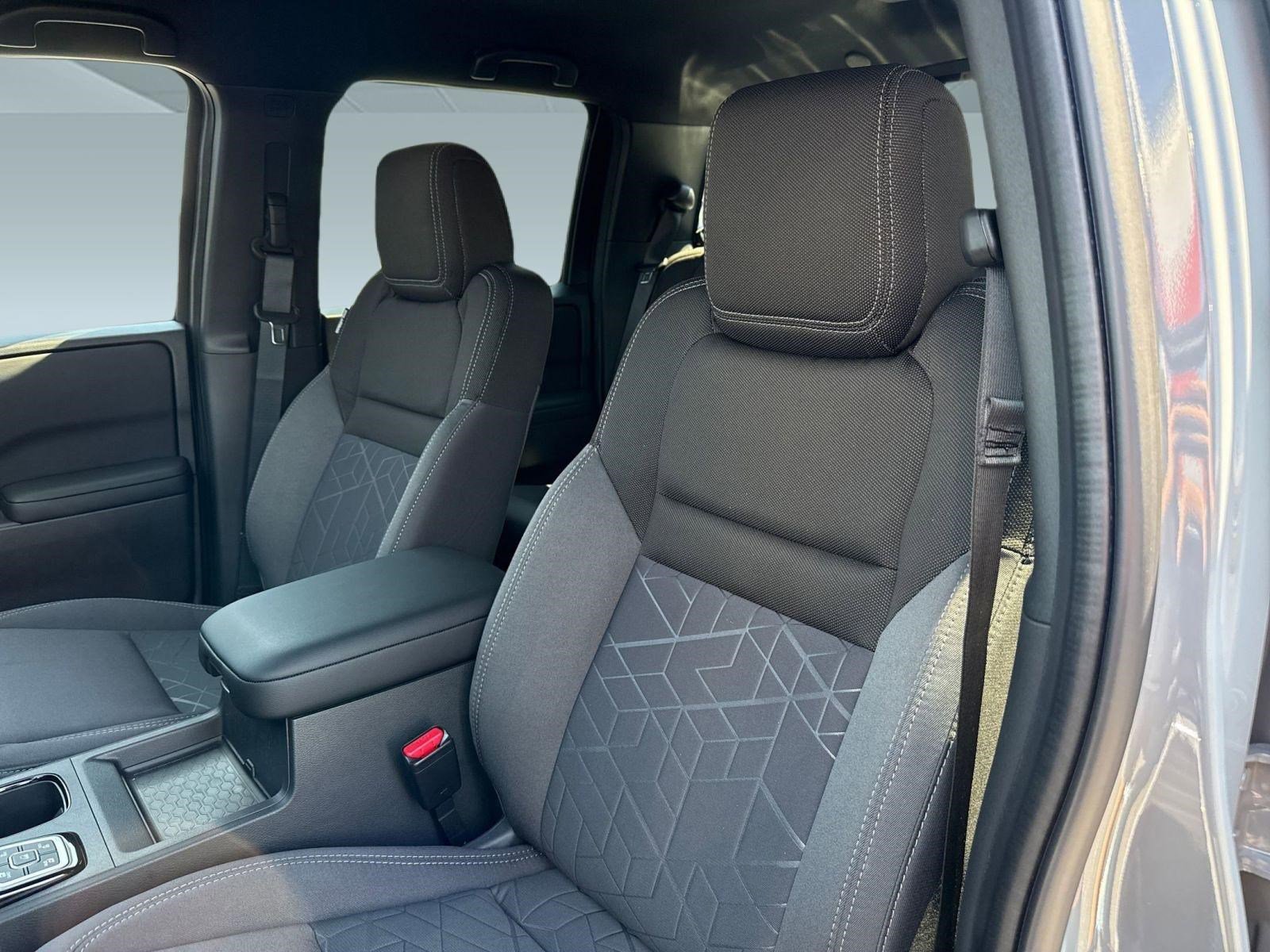 2026 Nissan Frontier SV - Photo 24