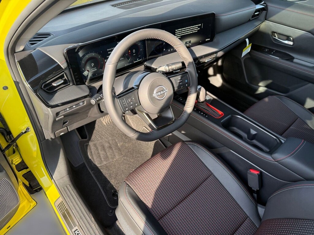 New 2026 Nissan Kicks SR SUV