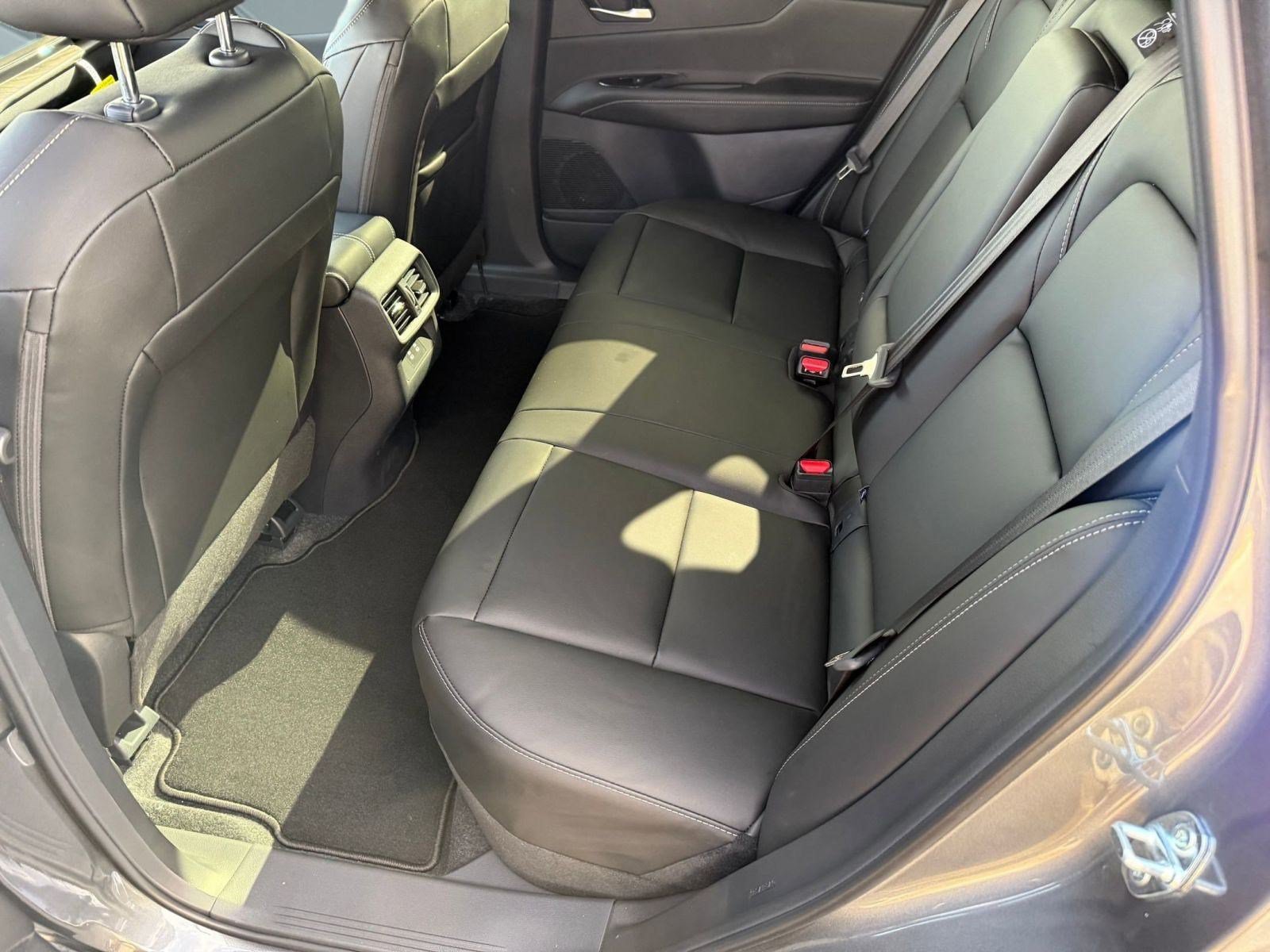 2026 Nissan Murano SV - Photo 17