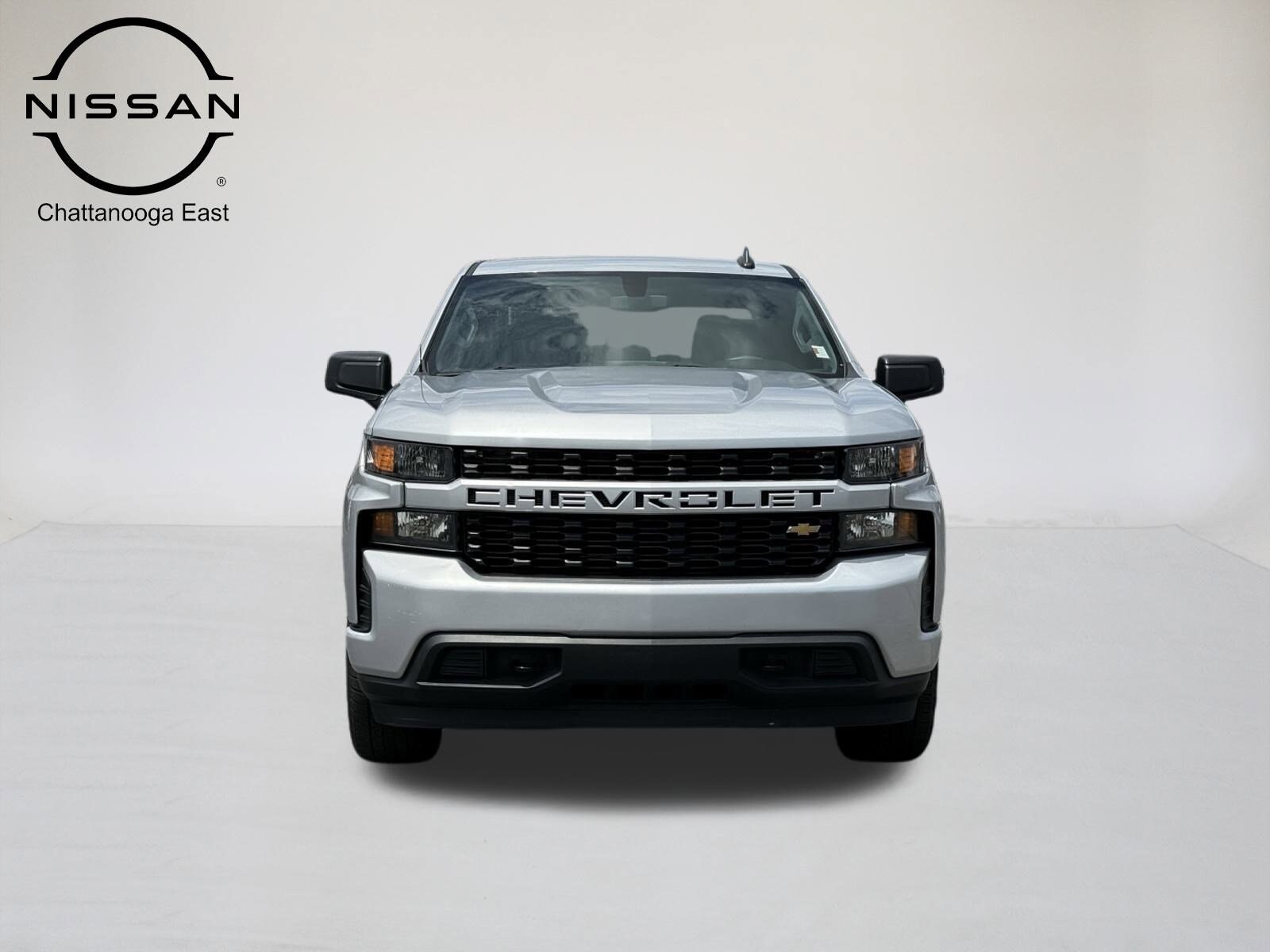 2021 Chevrolet Silverado 1500 Custom photo 2