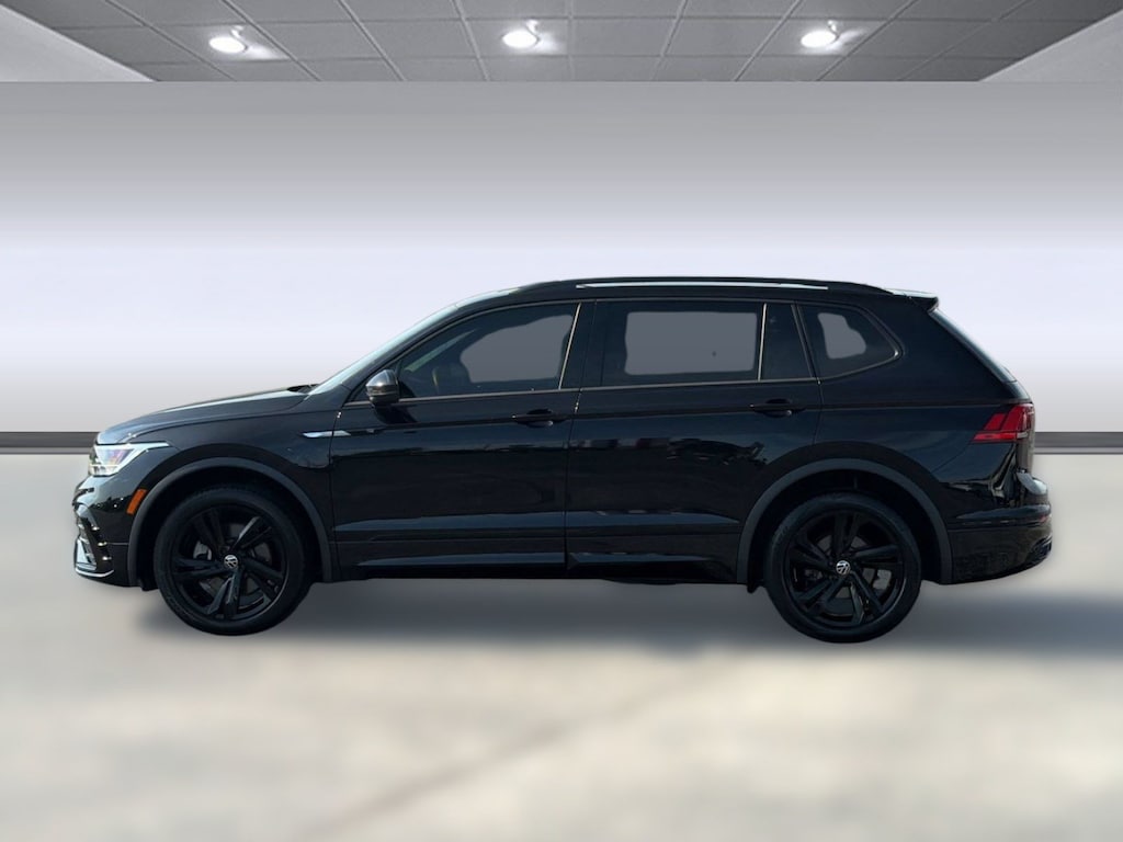 Used 2024 Volkswagen Tiguan 2.0T SE R-Line Black SUV