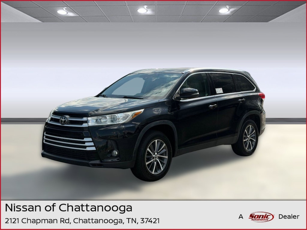 Used 2019 Toyota Highlander XLE V6 SUV