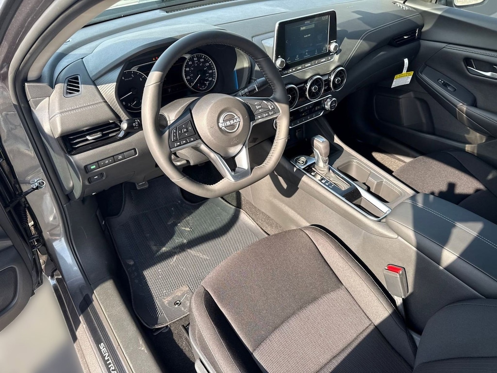 New 2025 Nissan Sentra SV Sedan