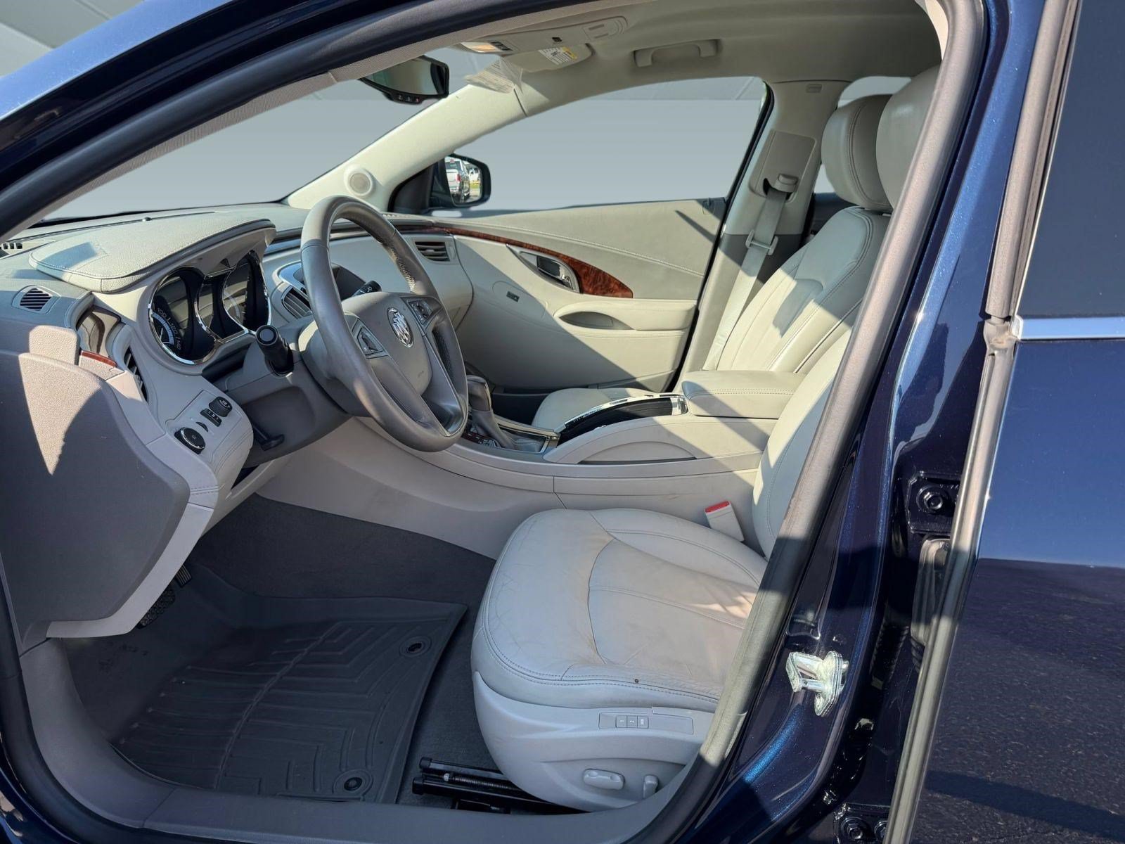 LaCrosse CXL Sedan