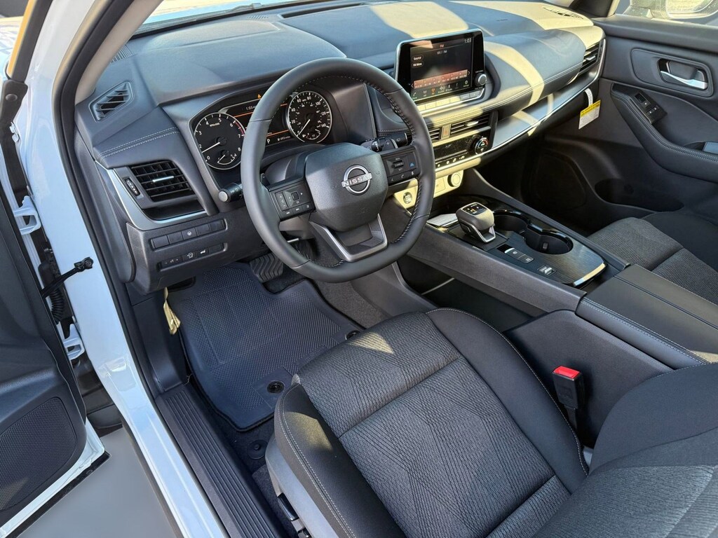 New 2026 Nissan Rogue SV SUV