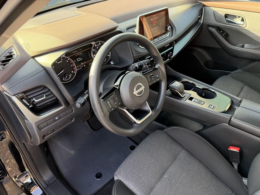 Certified 2022 Nissan Rogue SV SUV