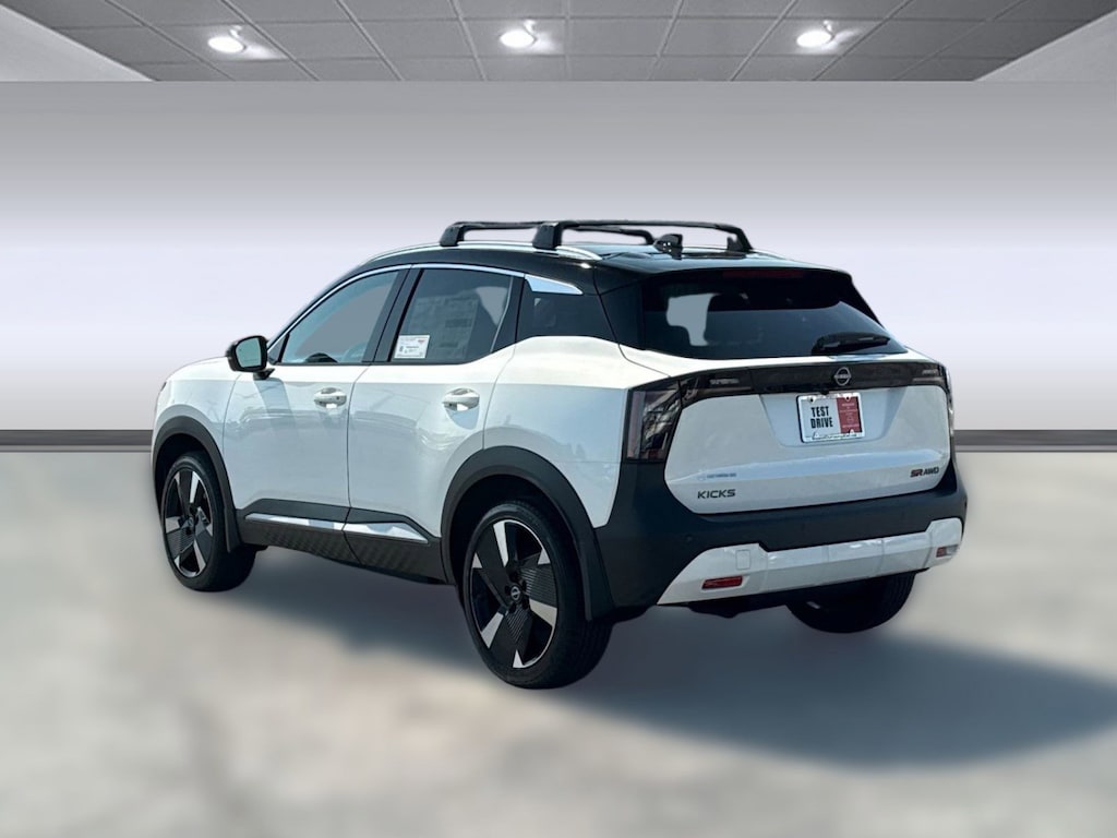 New 2026 Nissan Kicks SR SUV