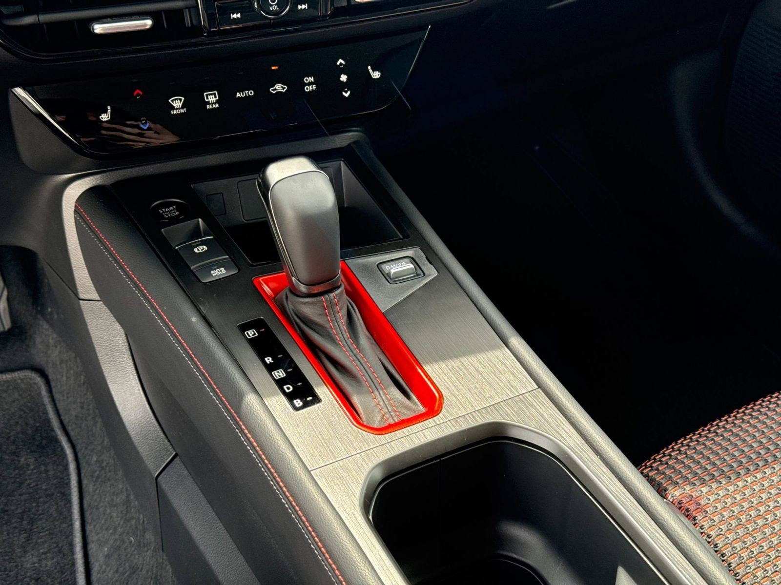 2026 Nissan KICKS SR AWD - Photo 16