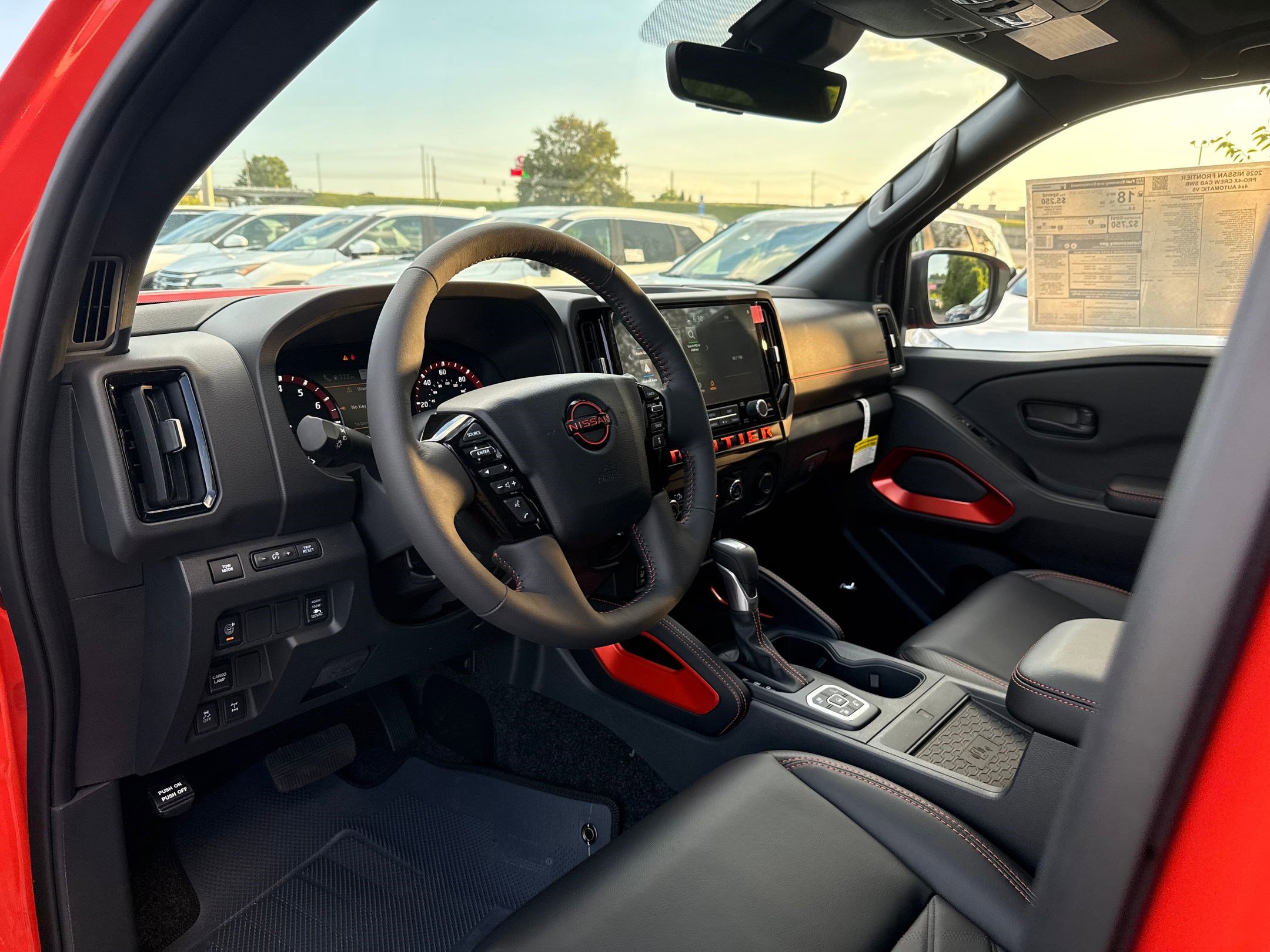 2026 Nissan Frontier PRO-4X photo 3