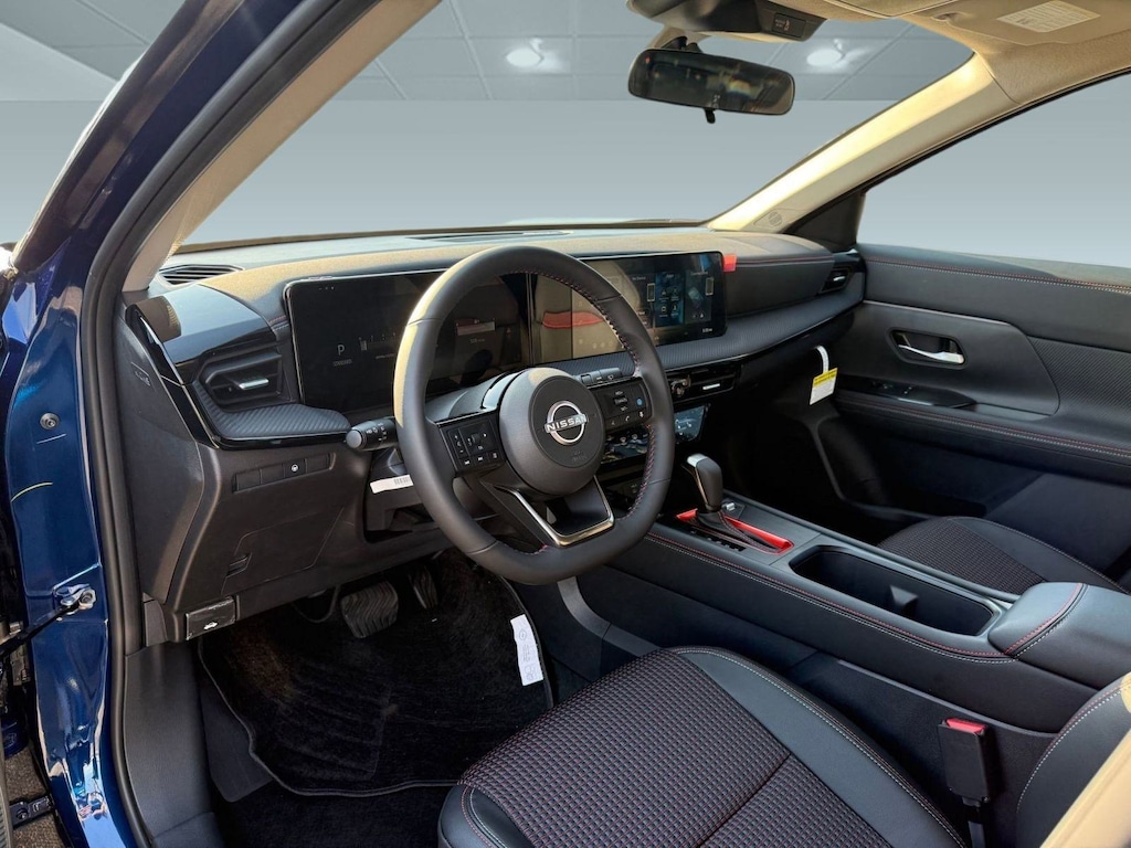 New 2026 Nissan Kicks SR SUV