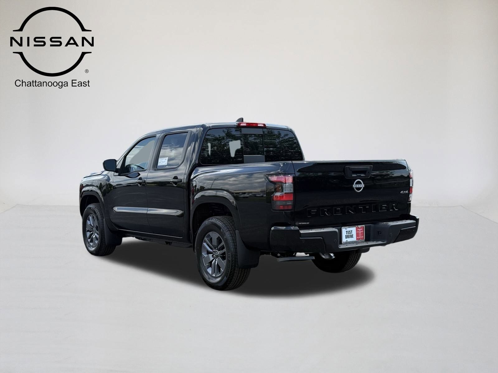 2025 Nissan Frontier SV photo 2