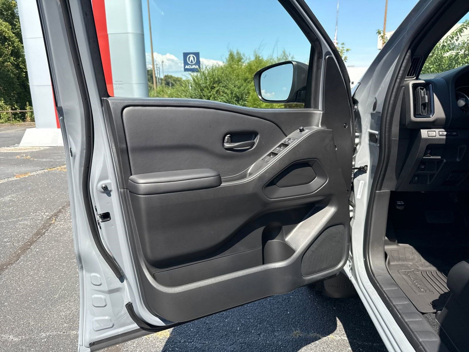 2026 Nissan Frontier SV - Photo 23