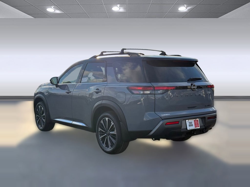 New 2026 Nissan Pathfinder Platinum SUV