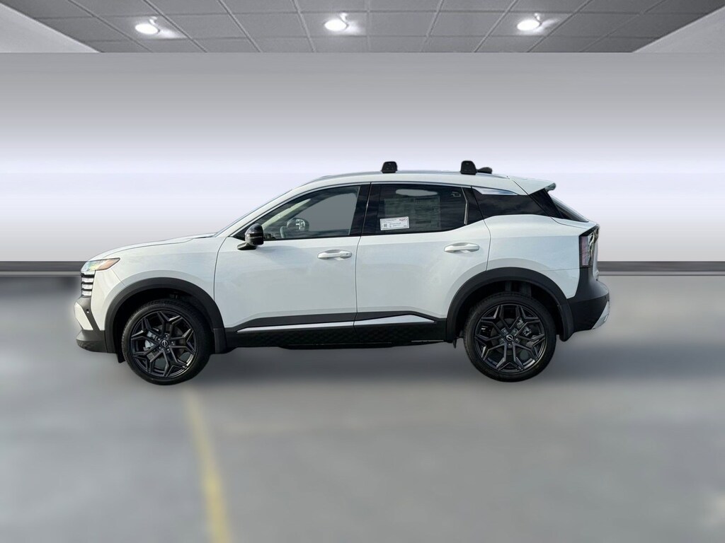 New 2026 Nissan Kicks SR SUV