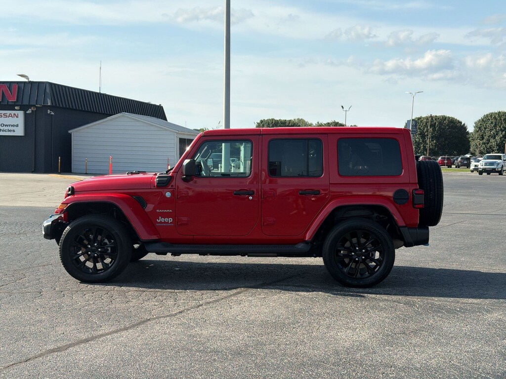 Used 2023 Jeep Wrangler 4xe Sahara SUV