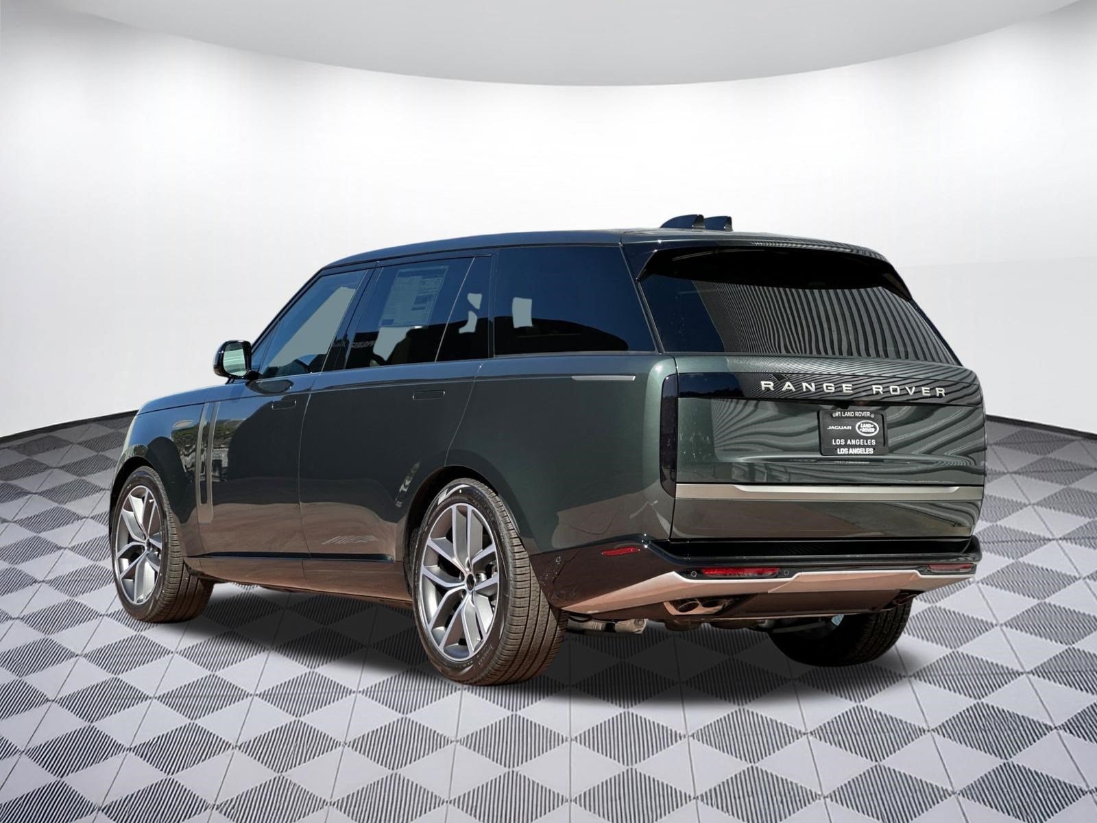 2026 Land Rover Range Rover SE - Photo 3