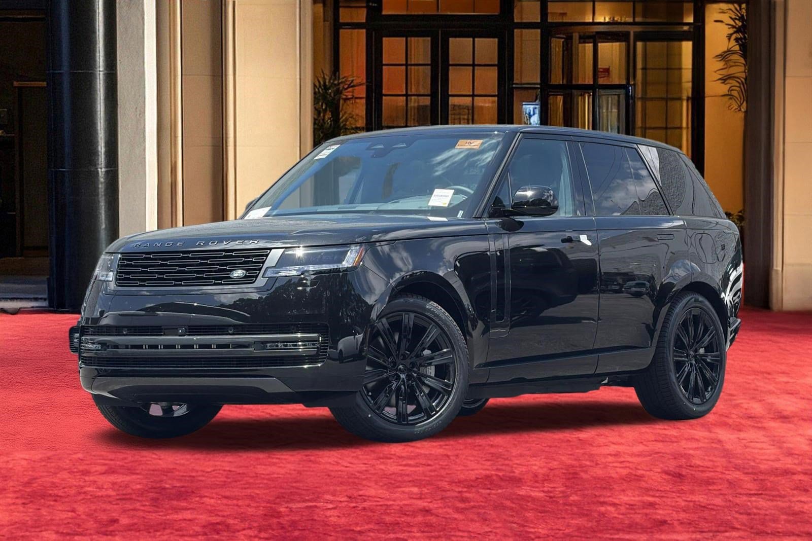 2026 Land Rover Range Rover 3.0 PHEV SE SWB's photo