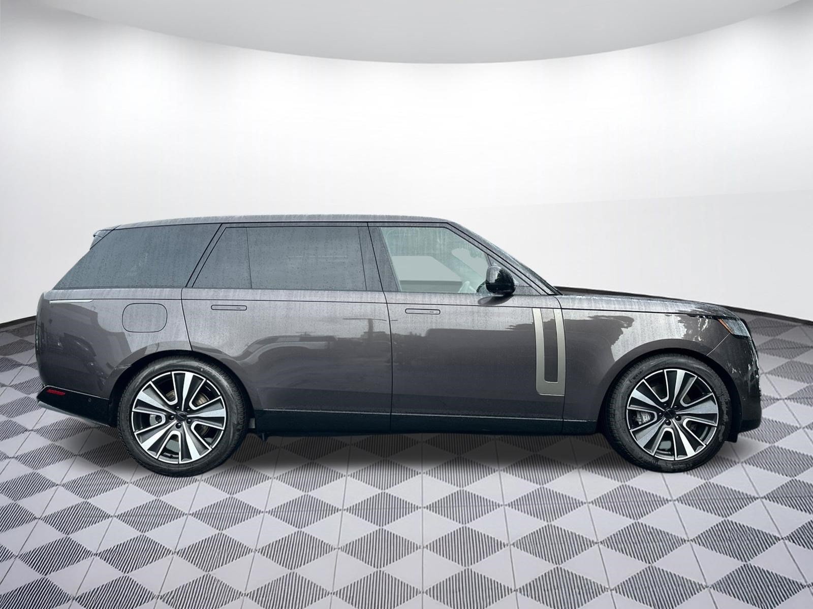 2026 Land Rover Range Rover SE - Photo 8