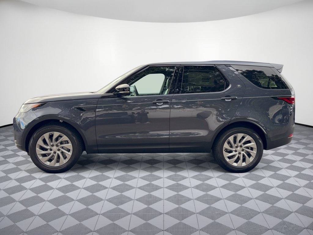 2026 Land Rover Discovery S SUV