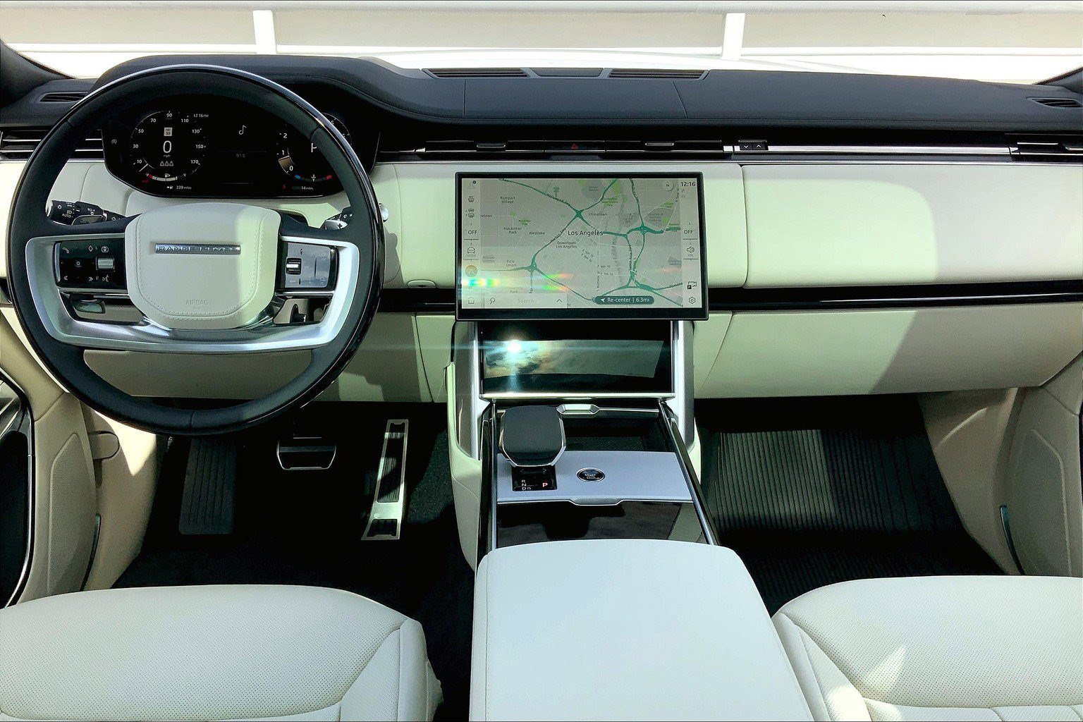 2025 Land Rover Range Rover SE - Photo 12
