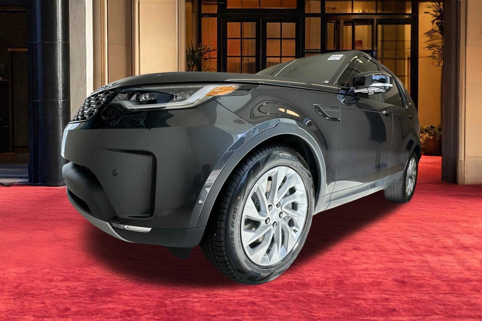 2026 Land Rover Discovery