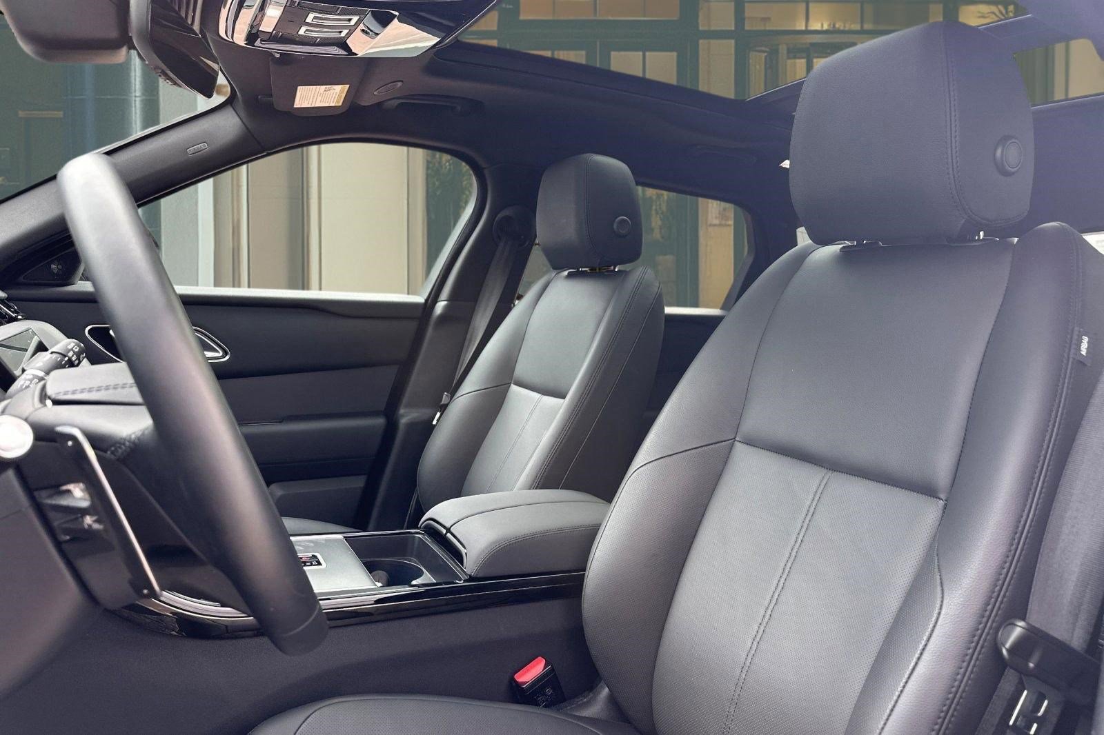 2026 Land Rover Range Rover Velar S photo 4