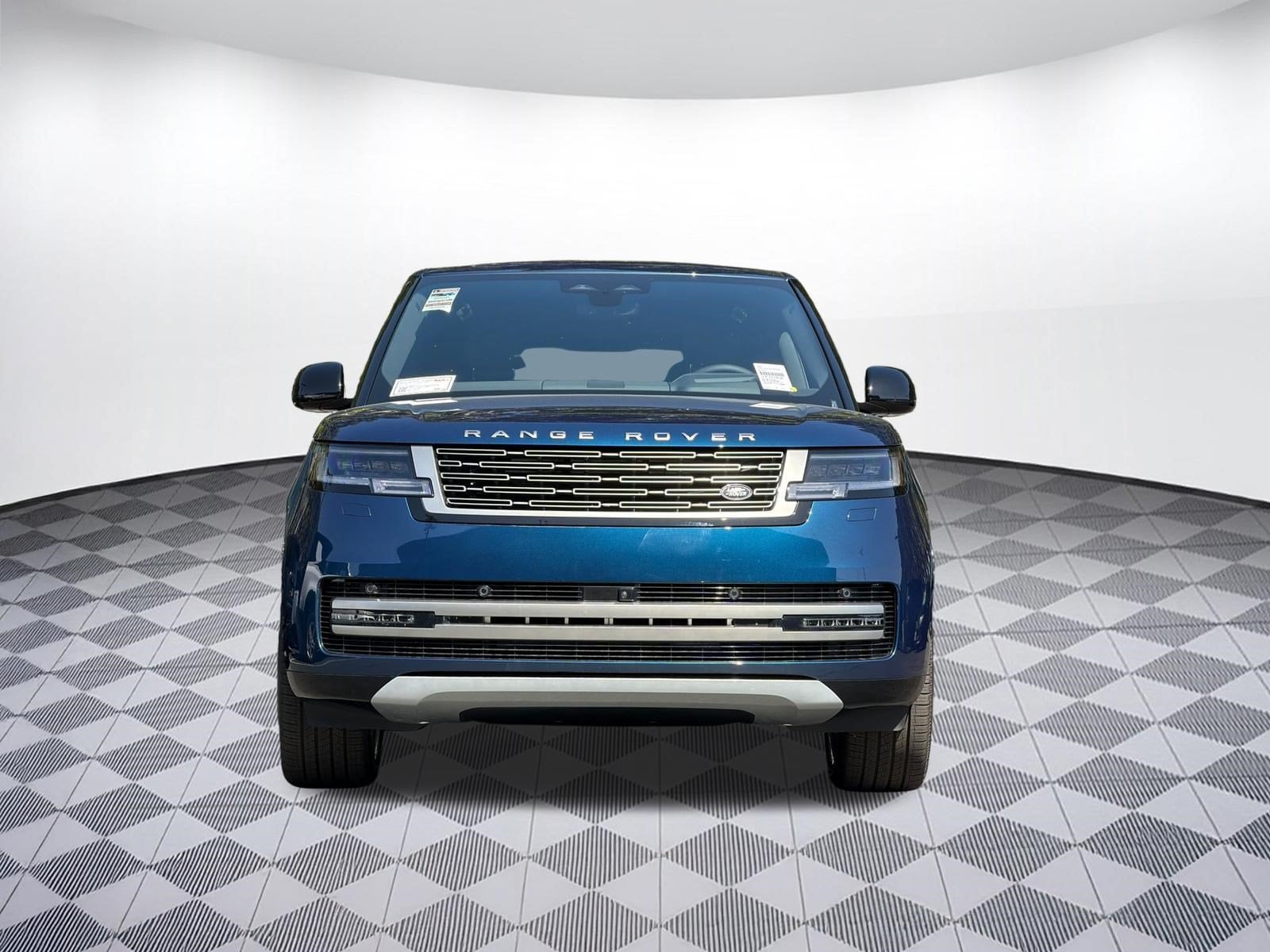 2026 Land Rover Range Rover SE - Photo 6
