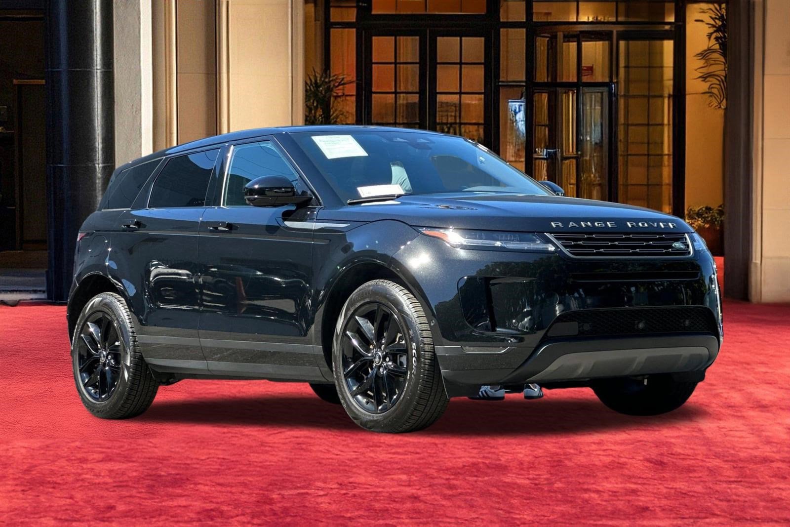 2026 Land Rover Range Rover Evoque Core S photo 5
