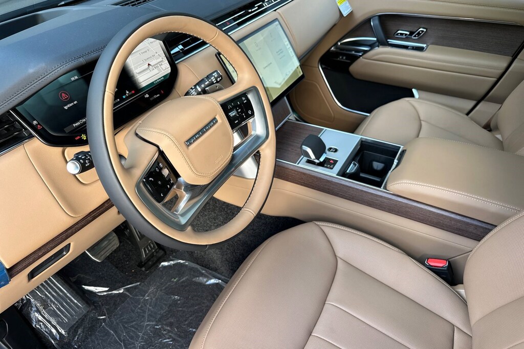 New 2026 Land Rover Range Rover P530 SE 7 Seat SUV