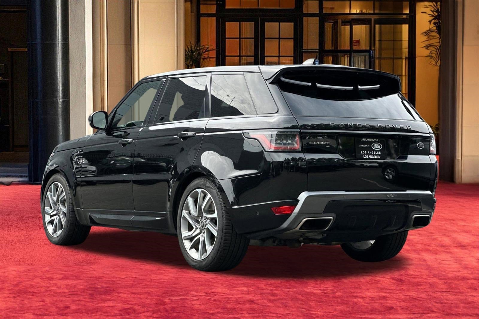 2021 Land Rover Range Rover Sport HSE Silver Edition photo 2