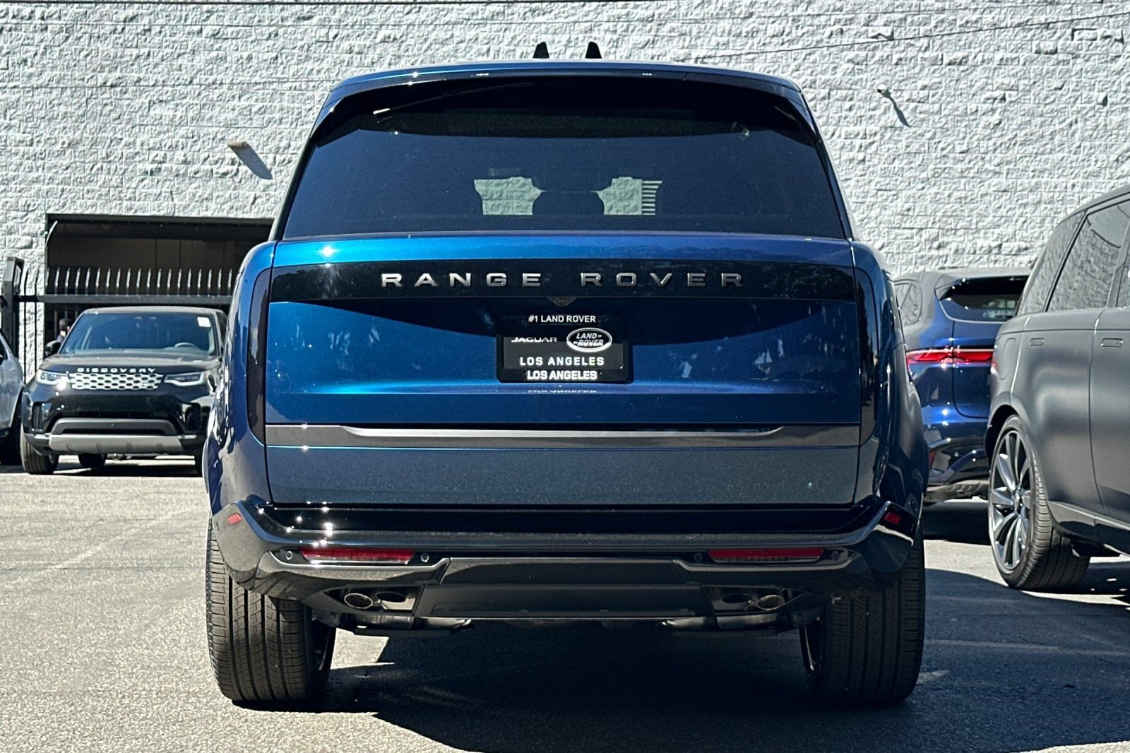 2026 Land Rover Range Rover SE - Photo 10