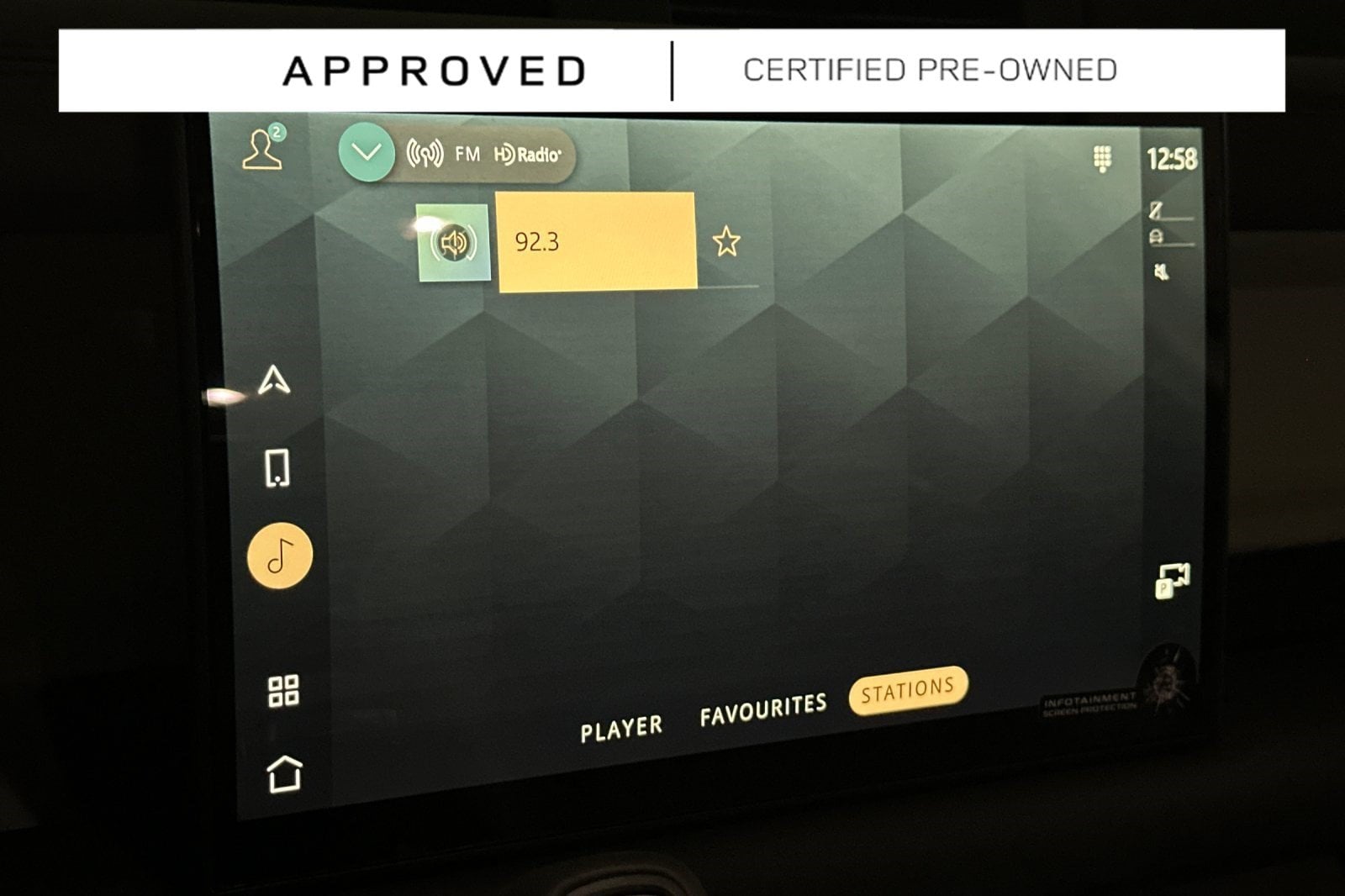 2025 Land Rover Defender X-Dynamic SE - Photo 22