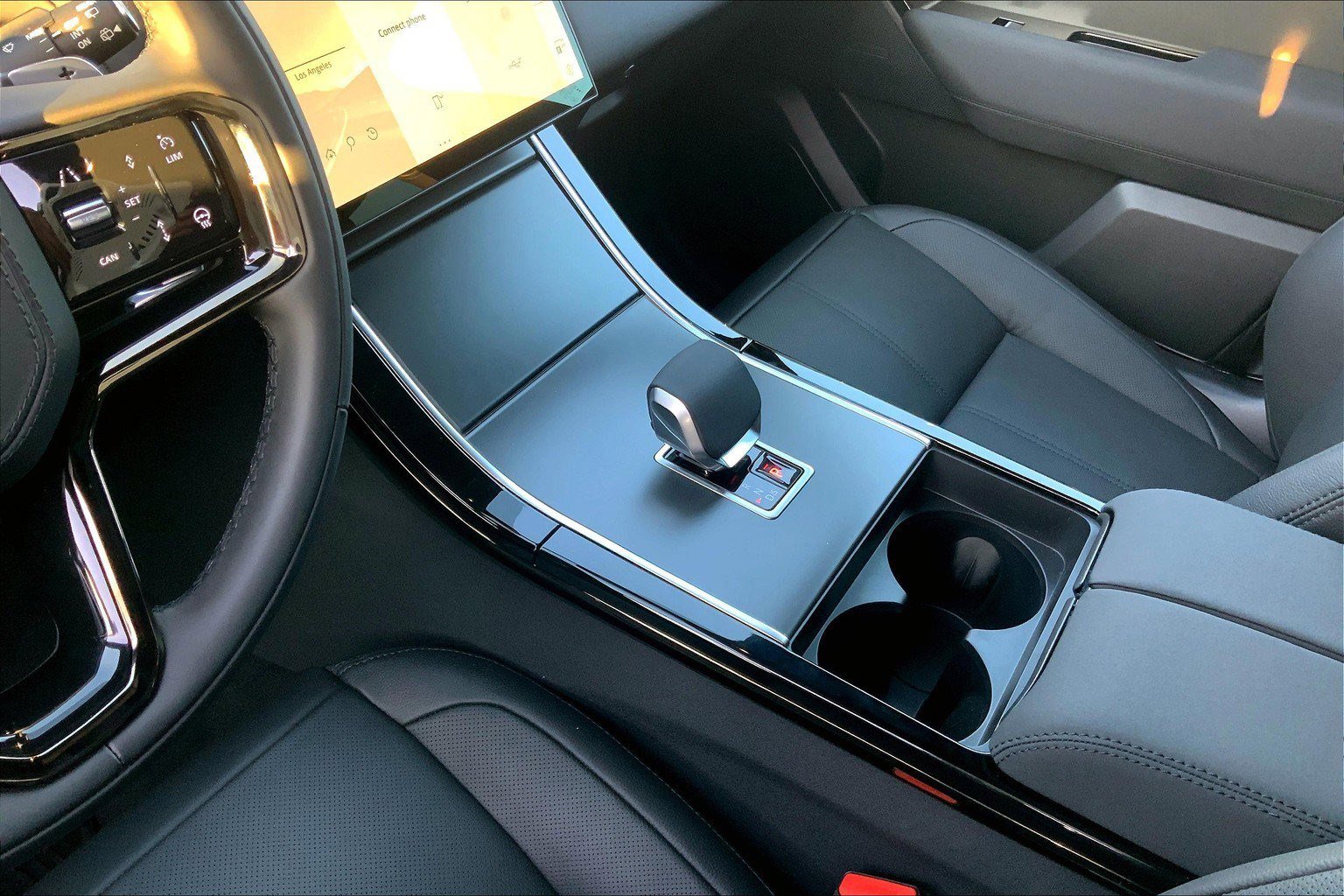 2025 Land Rover Range Rover Velar Dynamic SE - Photo 7