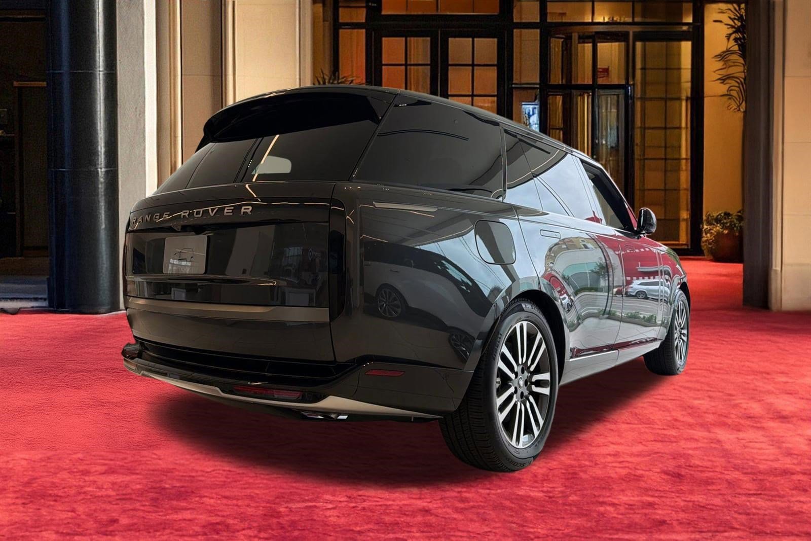 2025 Land Rover Range Rover SE - Photo 8
