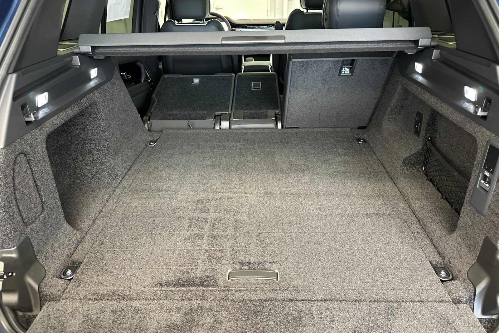 2026 Land Rover Range Rover SE - Photo 24