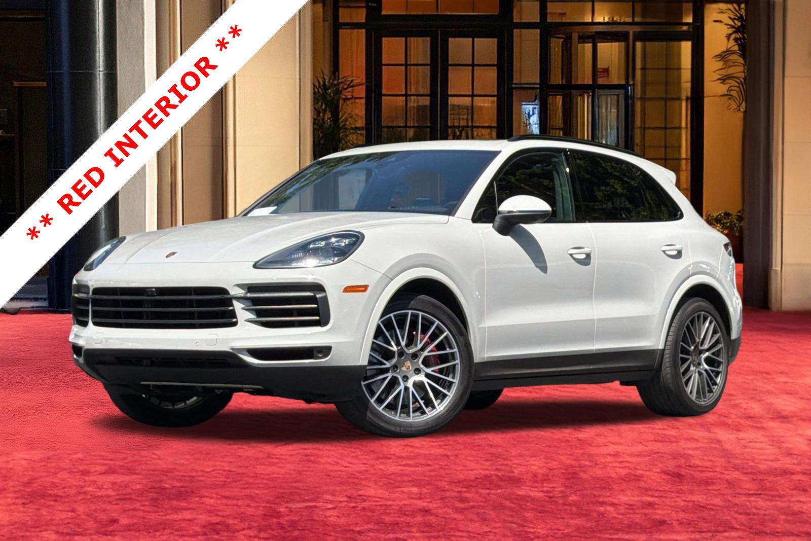 2023 Porsche Cayenne Platinum Edition's photo